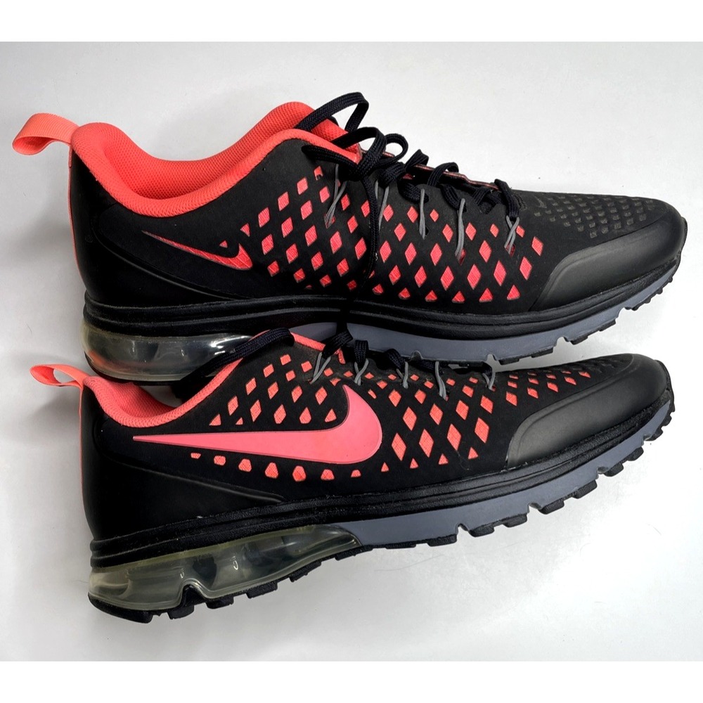 Nike Air Max Men Supreme 3 Running Shoes 706993 060 Size 13 Black/Infrared EUC
